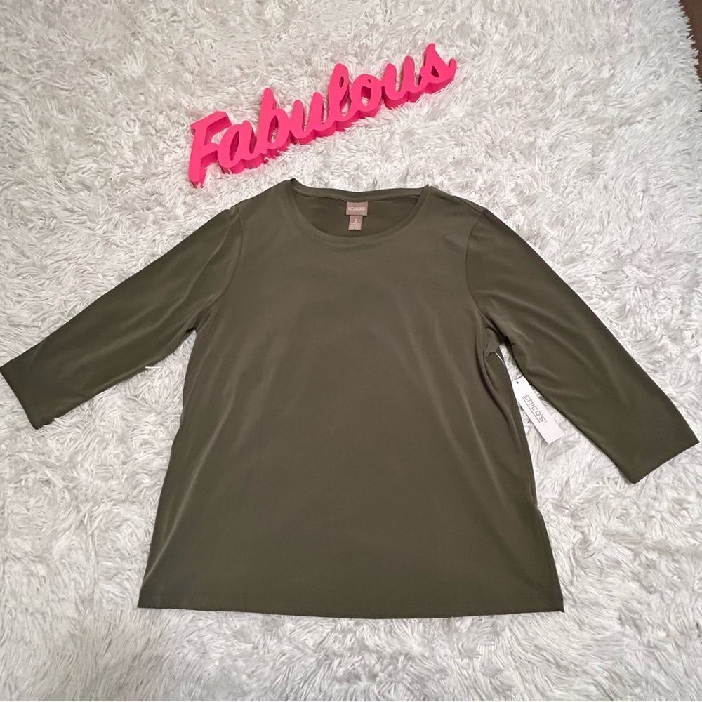 Chico’s women’s green tee shirt, size 2
